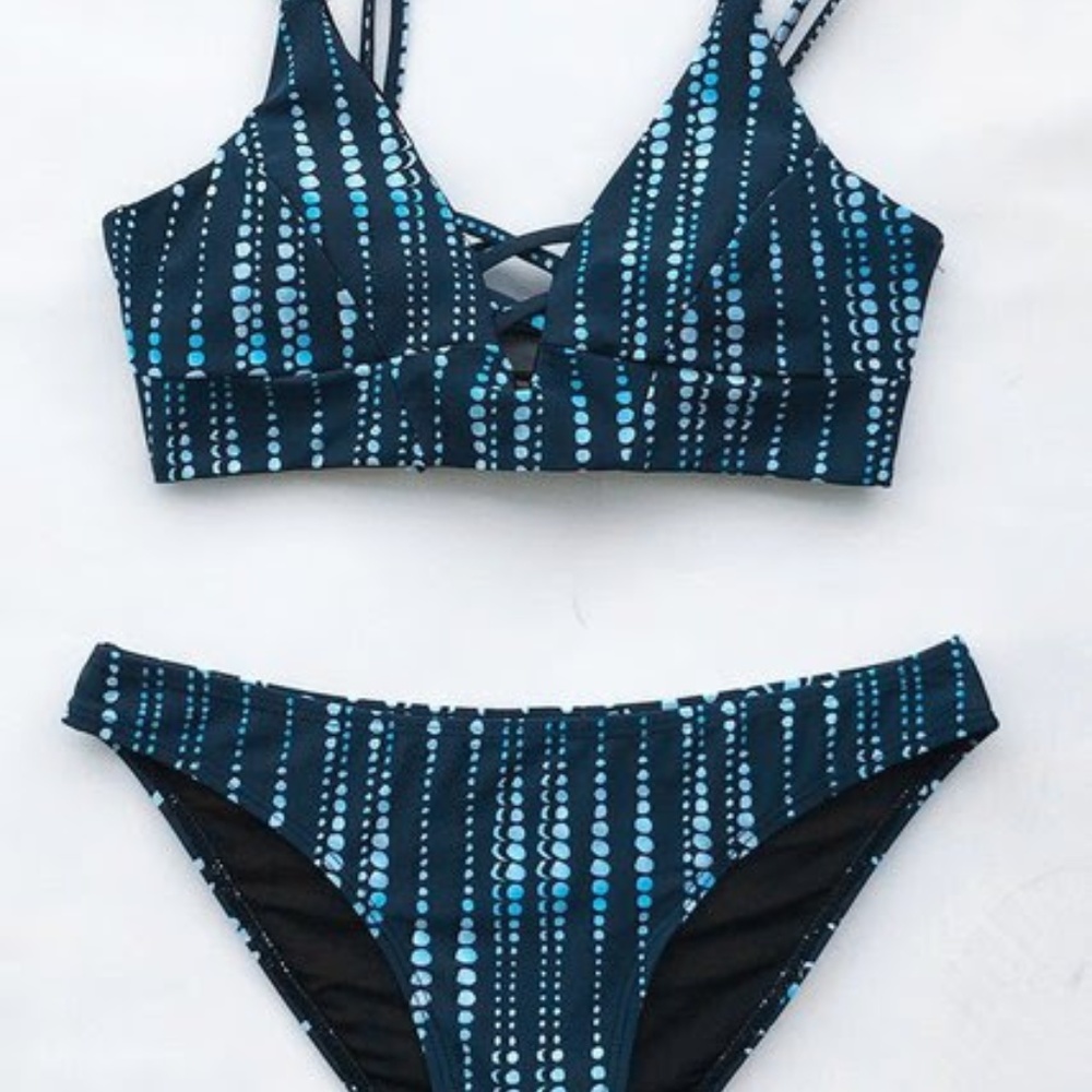 NWT - Tried On Once - CupShe Bikini - L
